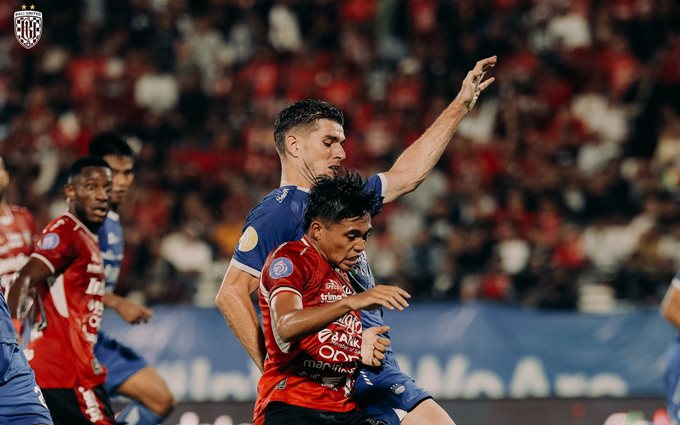 Bali United vs Persib Bandung