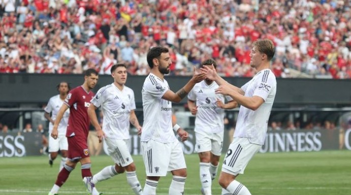 Manchester United vs West Ham 2-1 Highlights