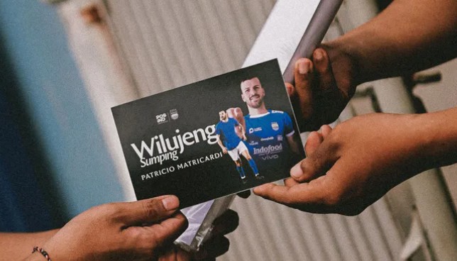 Resmi, Persib Perkenalkan Patricio Matricardi Lewat Kartu Pos