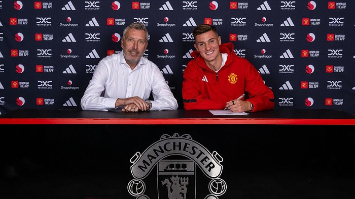Resmi, Manchester United Dapatkan Benjamin Sesko
