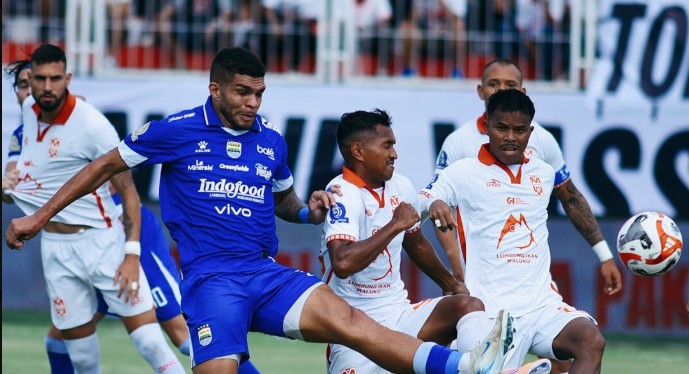 Malut United vs Persib Bandung