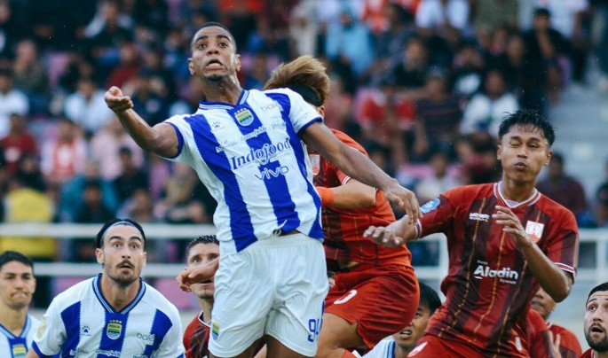 Persis Solo vs Persib Bandung