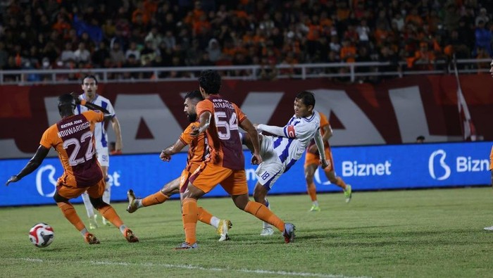 Borneo FC vs Persib Bandung