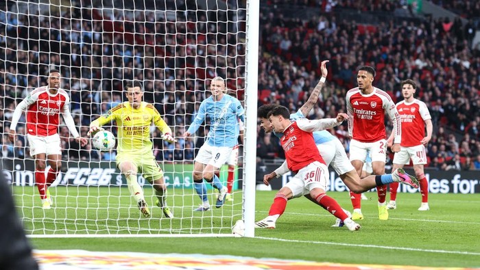 Arsenal vs Manchester City 0-2 Highlights - Final Carabao Cup