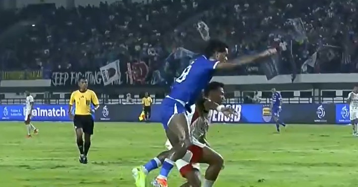 Persib Bandung vs Bali United