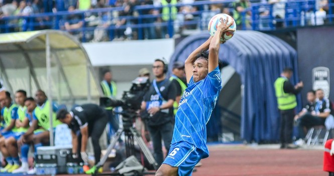 Robi Darwis