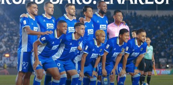 Susunan Pemain Persib Bandung