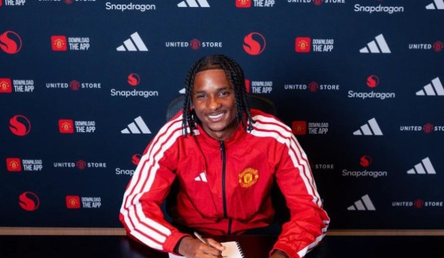 Manchester United Rekrut Tynan Thompson dari Spurs