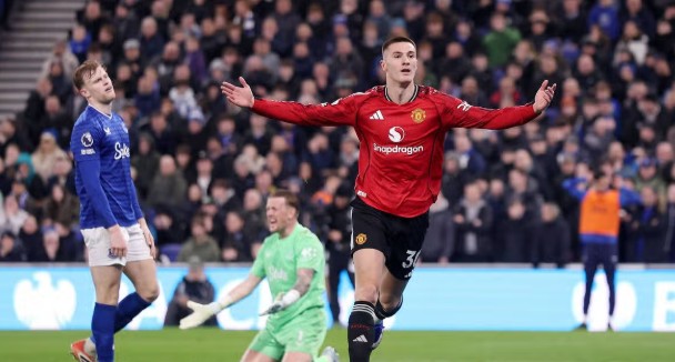 Everton vs Man United